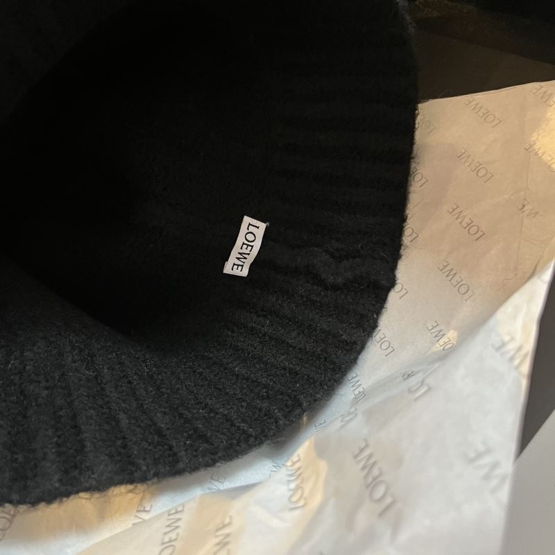 Loewe Caps